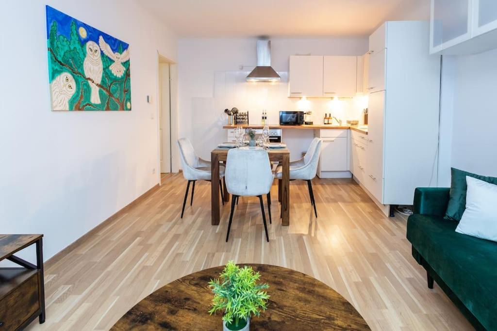 City Apartment Top Location, Quiet And Cozy Ideal To Relax Or Work Вена Экстерьер фото