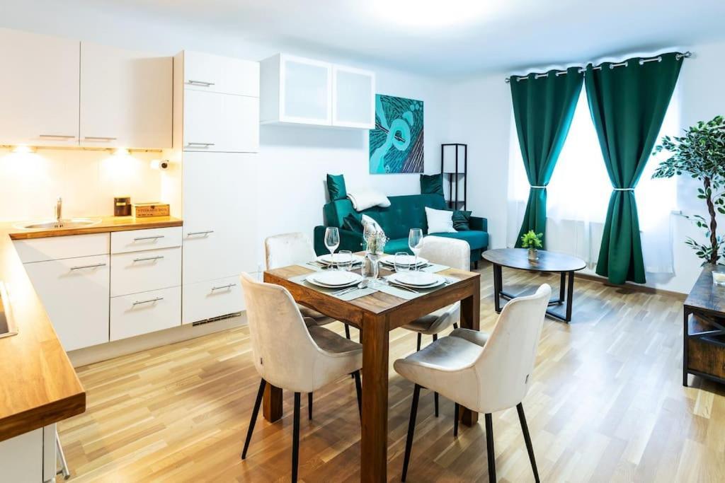 City Apartment Top Location, Quiet And Cozy Ideal To Relax Or Work Вена Экстерьер фото